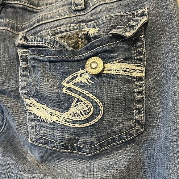 Silver Jeans Co Flare Leg Embellished Pockets Denim Jeans - Picture 9 of 10